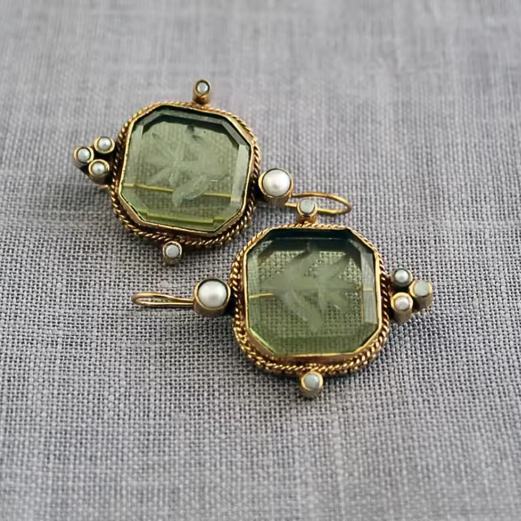Maeble™ | Pendientes vintage con piedra verde y perla