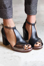 Nadaria | Sandalias peep toe negras con patchwork y tacón