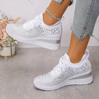 Lourdes | Zapatillas ortopédicas con brillantes diamantes